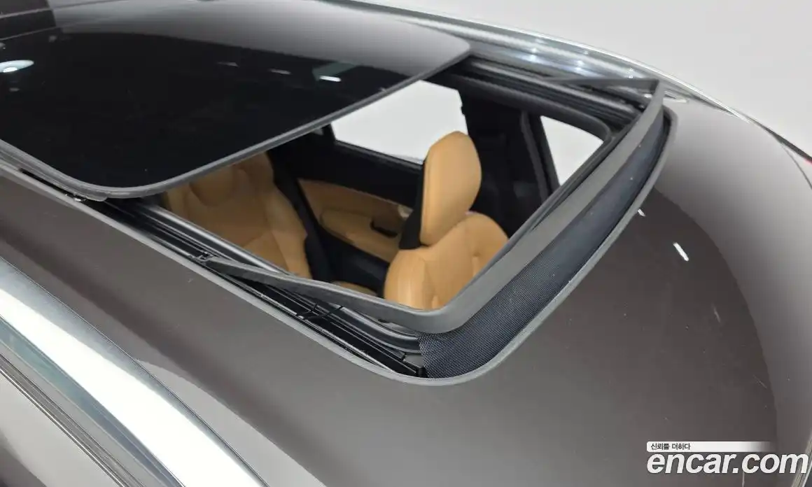 Volvo XC90 2022 2.0 автомат (гидро), фото 25