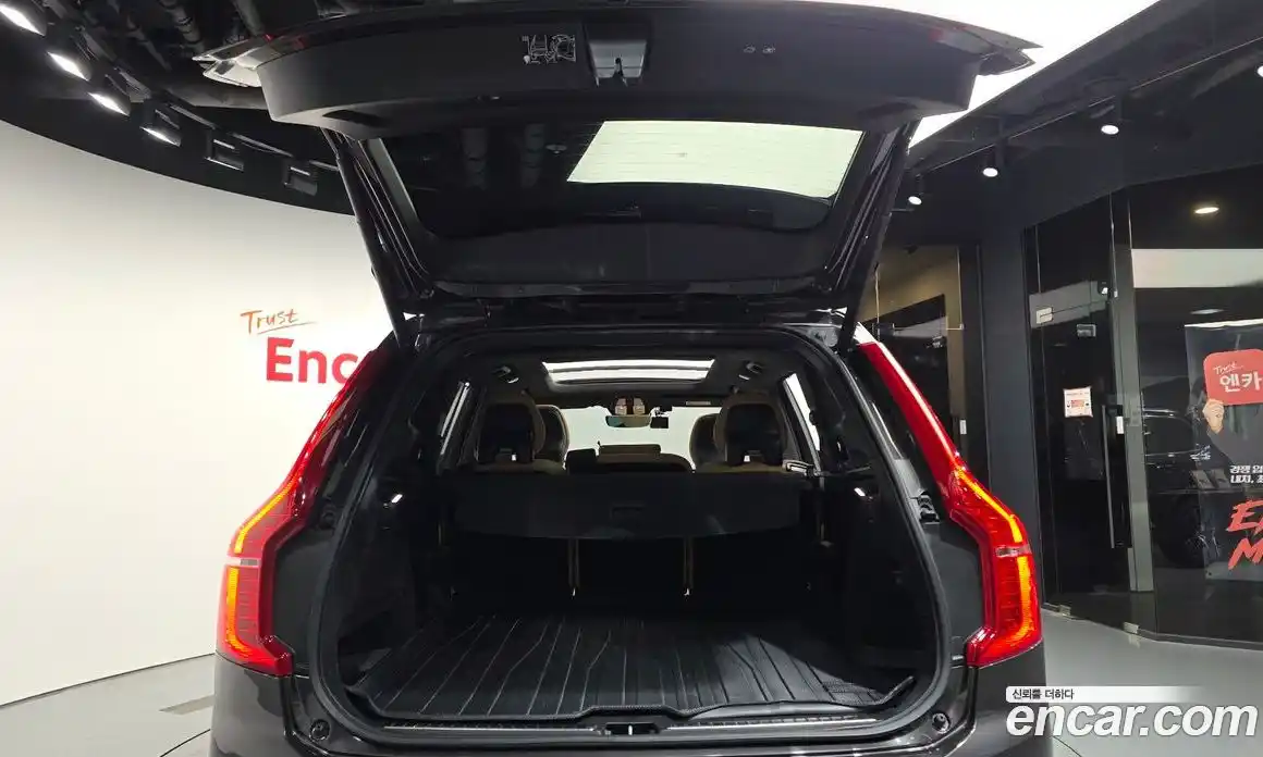 Volvo XC90 2022 2.0 автомат (гидро), фото 26