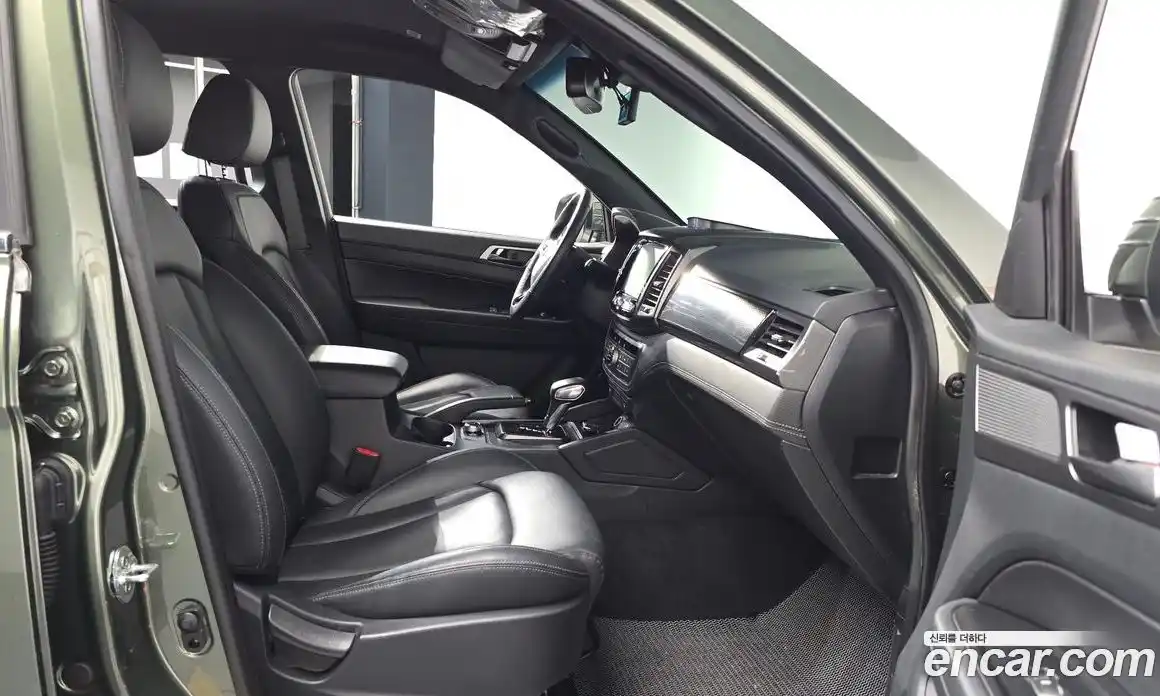 SsangYong Rexton 2023 2.2 автомат (гидро), фото 16