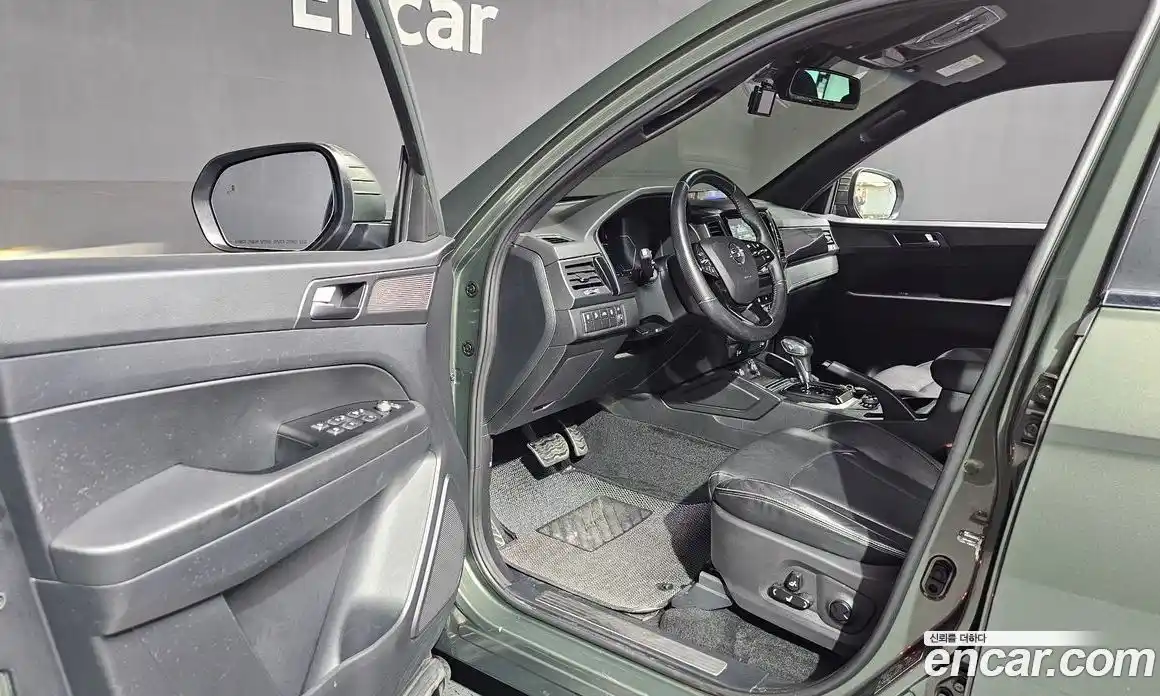 SsangYong Rexton 2022 2.2 автомат (гидро), фото 13