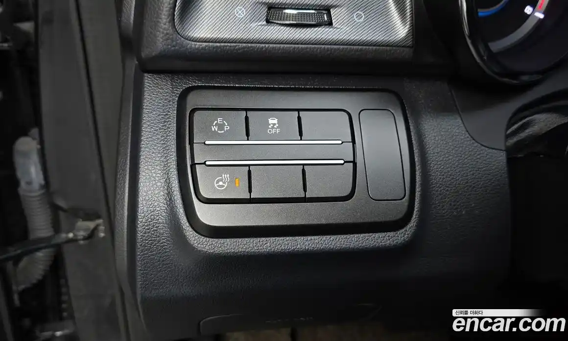 SsangYong TIBOLI 2016 1.6 автомат (гидро), фото 23