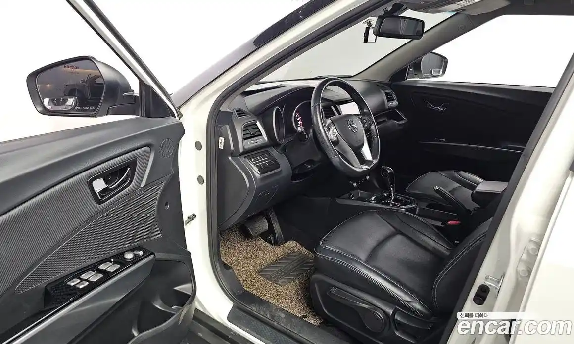 SsangYong TIBOLI 2018 1.6 автомат (гидро), фото 17