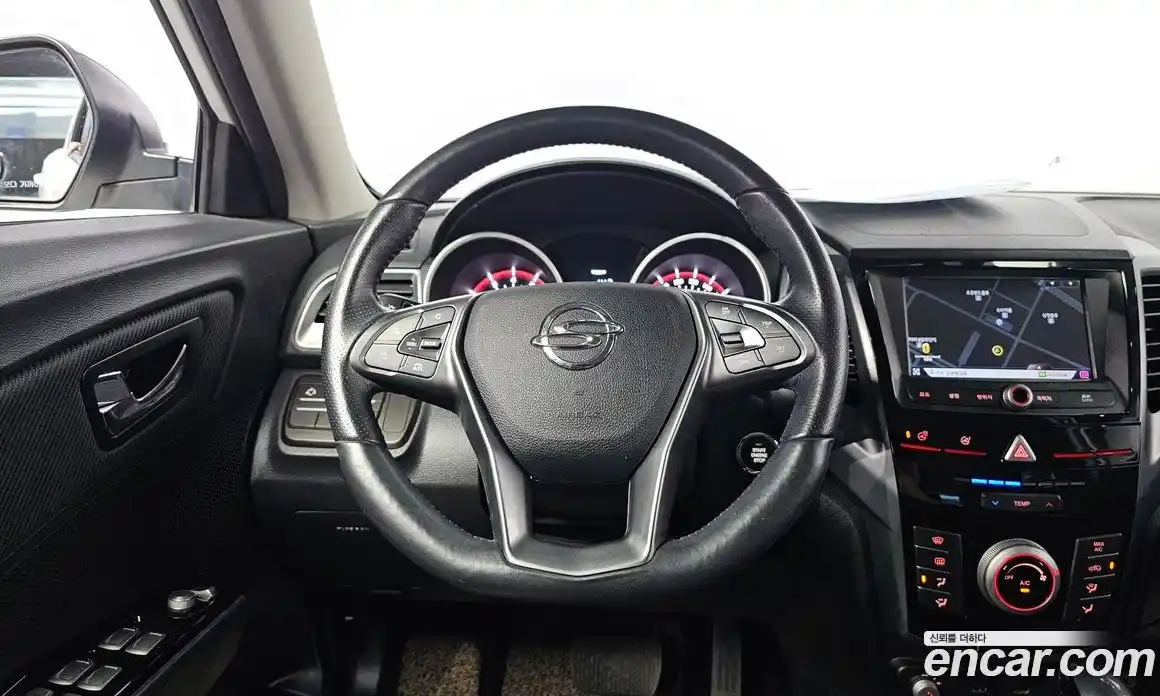 SsangYong TIBOLI 2018 1.6 автомат (гидро), фото 18