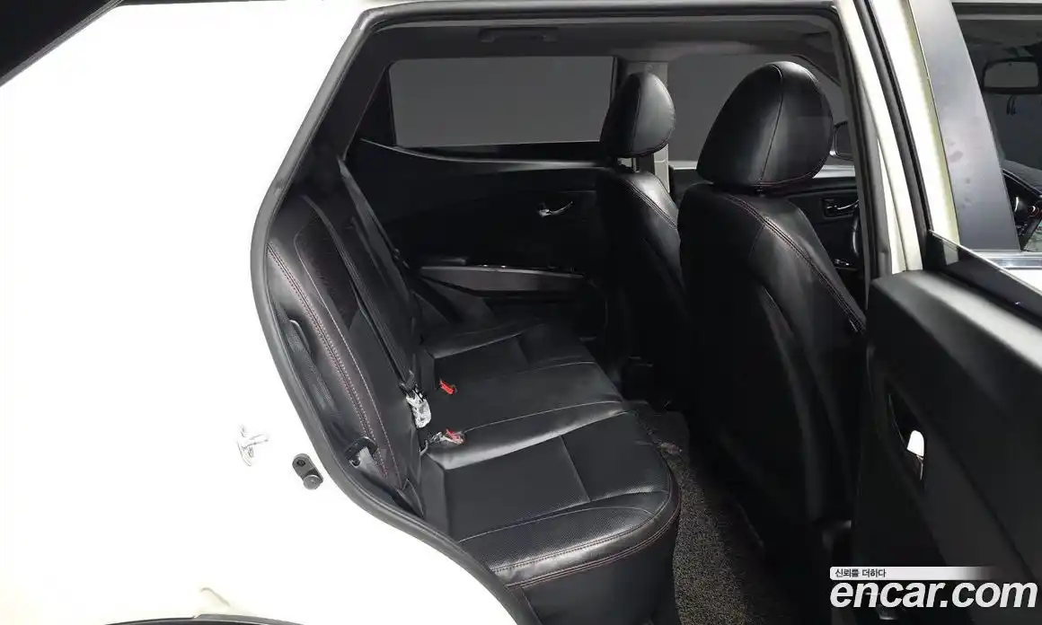 SsangYong TIBOLI 2017 1.6 автомат (гидро), фото 18