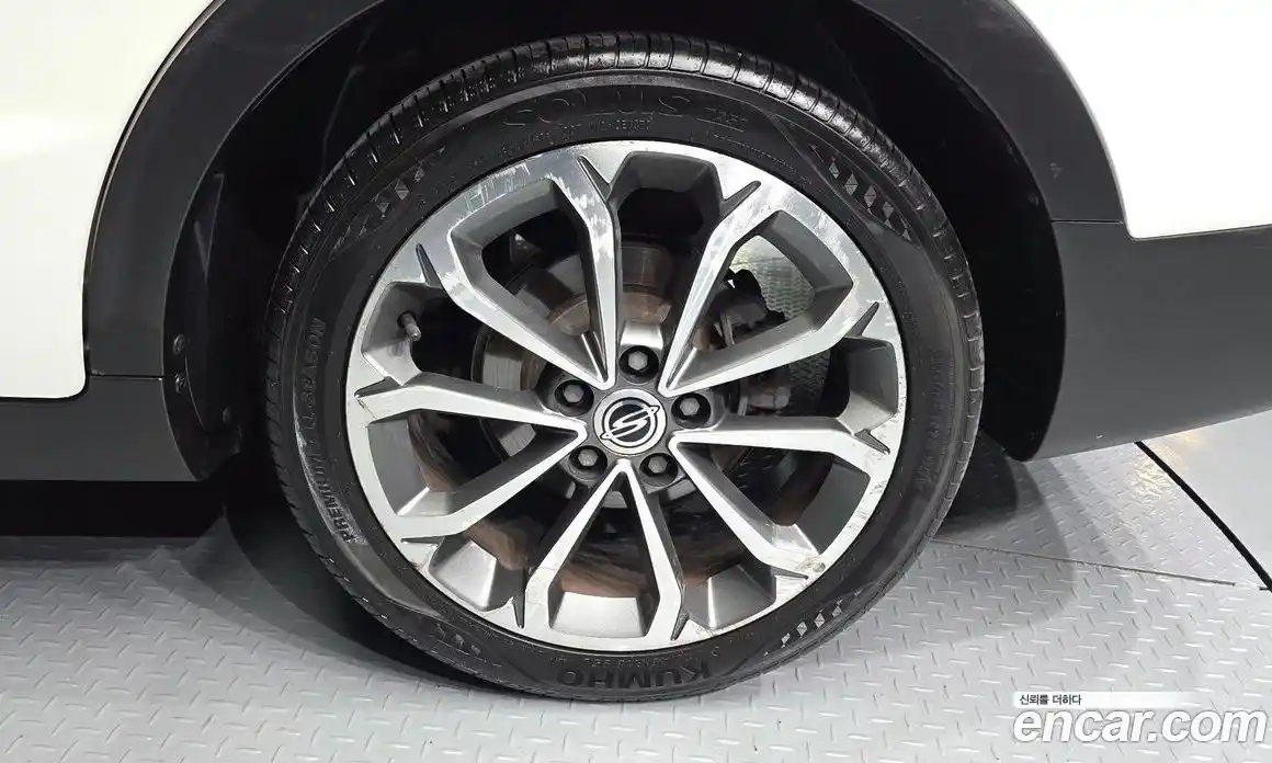 SsangYong TIBOLI 2017 1.6 автомат (гидро), фото 7