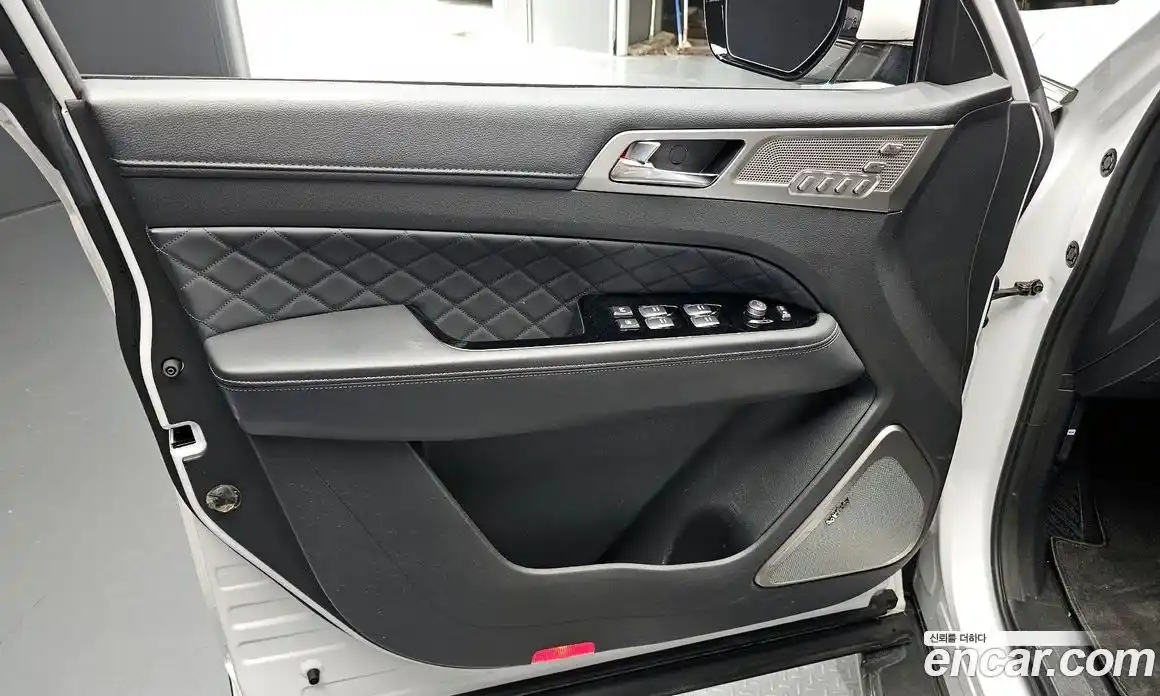 SsangYong Rexton 2018 2.2 автомат (гидро), фото 13