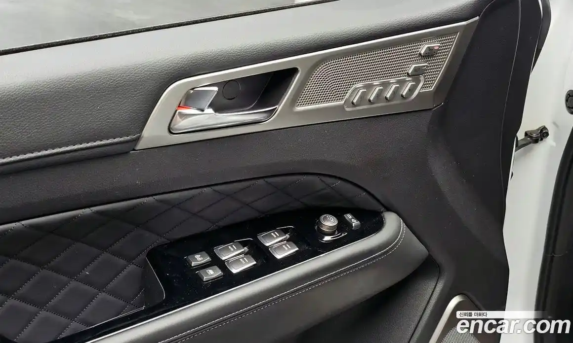 SsangYong Rexton 2018 2.2 автомат (гидро), фото 24