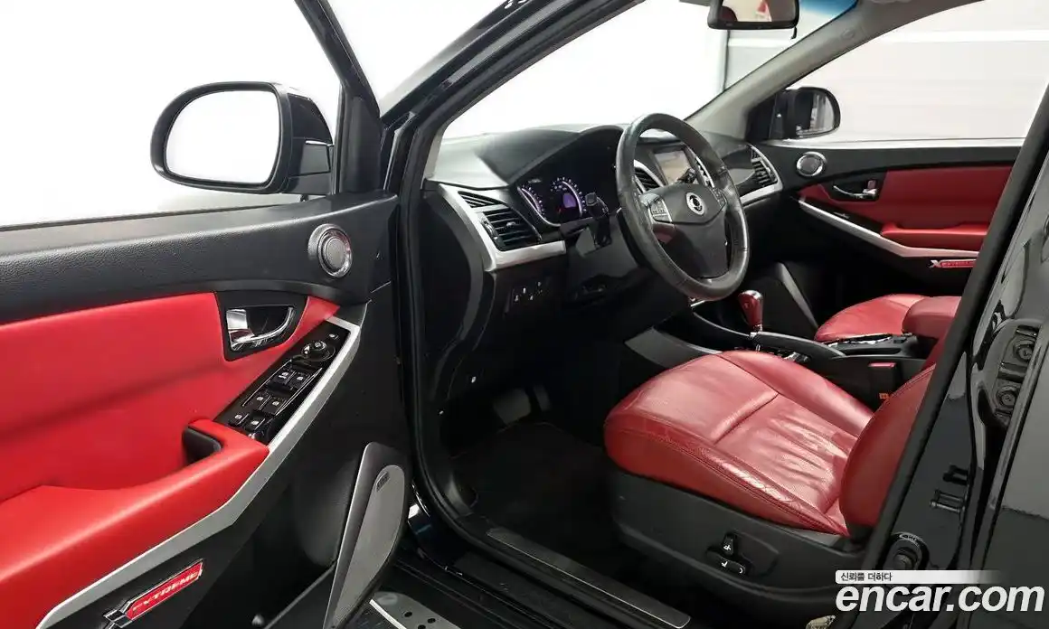 SsangYong Korando 2015 2.0 автомат (гидро), фото 13