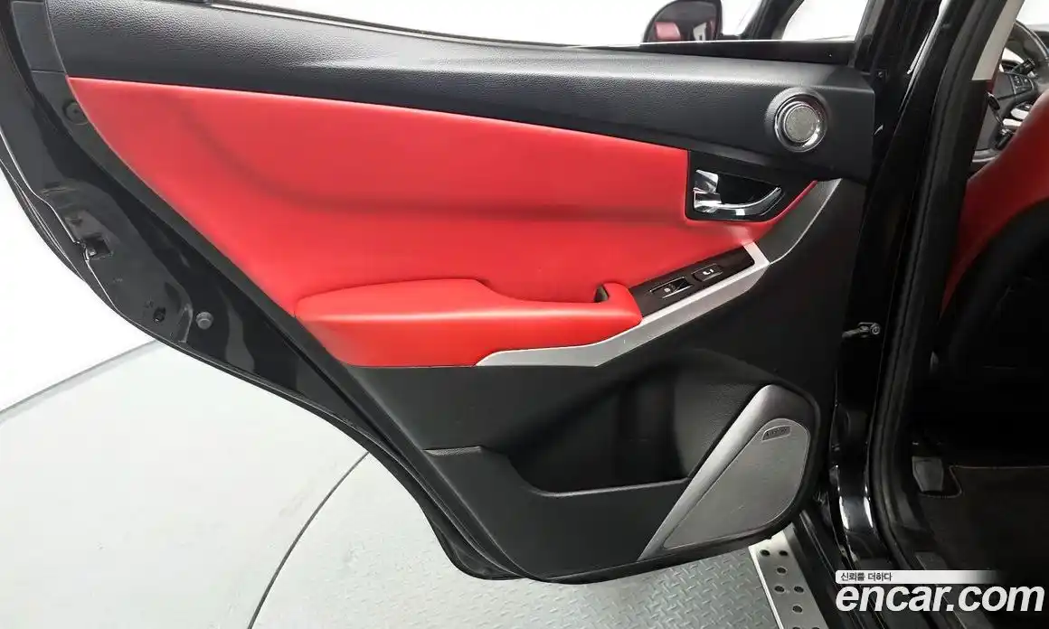 SsangYong Korando 2015 2.0 автомат (гидро), фото 15