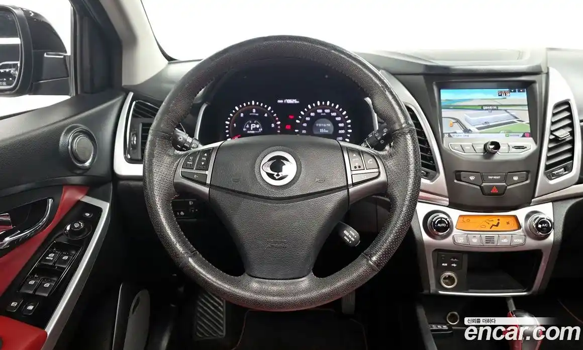 SsangYong Korando 2015 2.0 автомат (гидро), фото 18