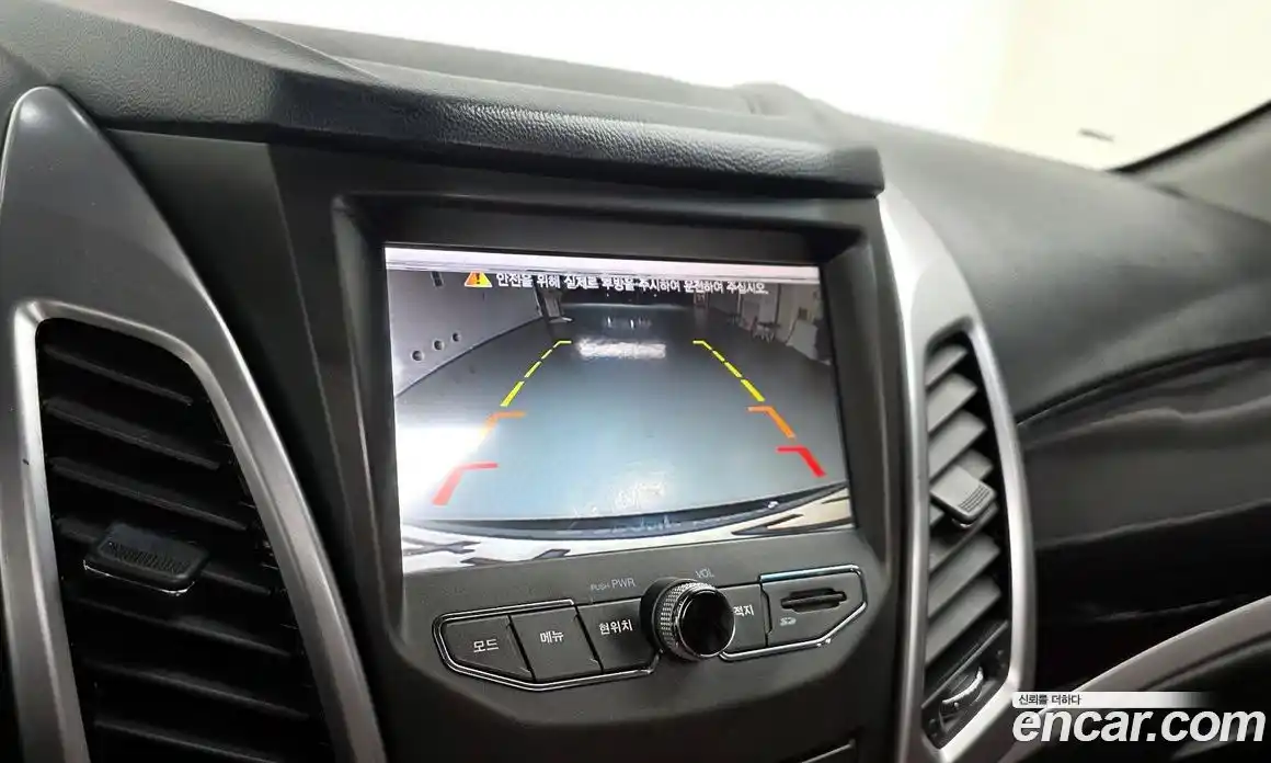 SsangYong Korando 2015 2.0 автомат (гидро), фото 20