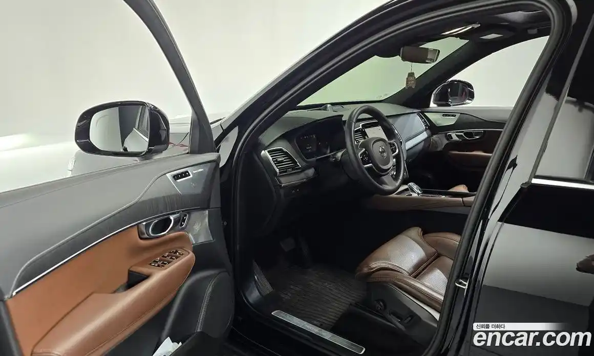 Volvo XC90 2022 2.0 автомат (гидро), фото 13