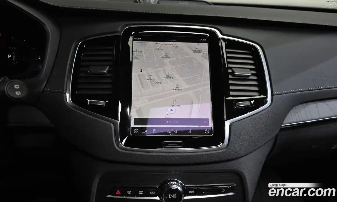 Volvo XC90 2022 2.0 автомат (гидро), фото 19