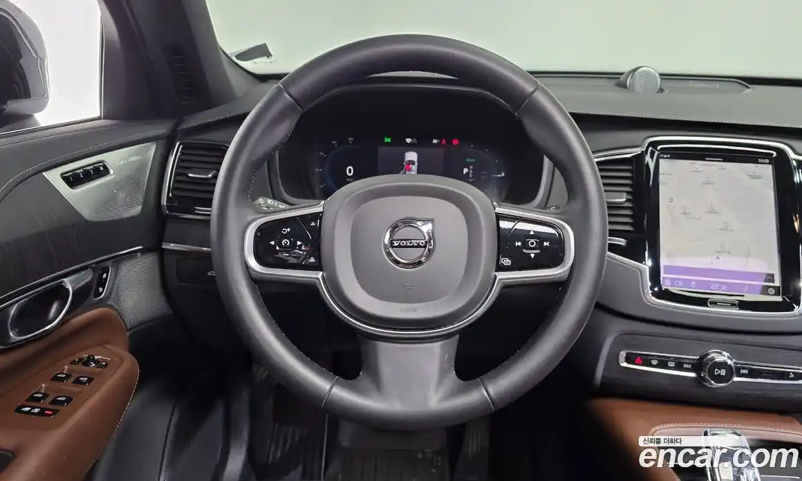 Volvo XC90 2022 2.0 автомат (гидро), фото 21