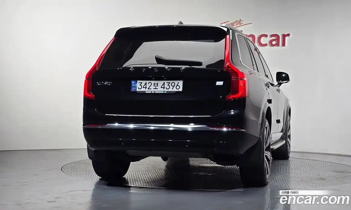 Volvo XC90 2022 2.0 автомат (гидро), фото 4