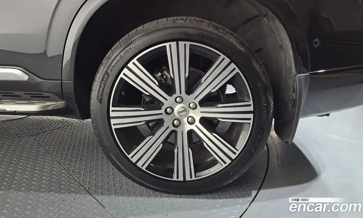 Volvo XC90 2022 2.0 автомат (гидро), фото 7
