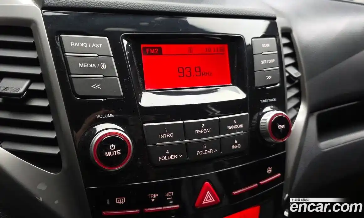 SsangYong TIBOLI 2016 1.6 автомат (гидро), фото 16
