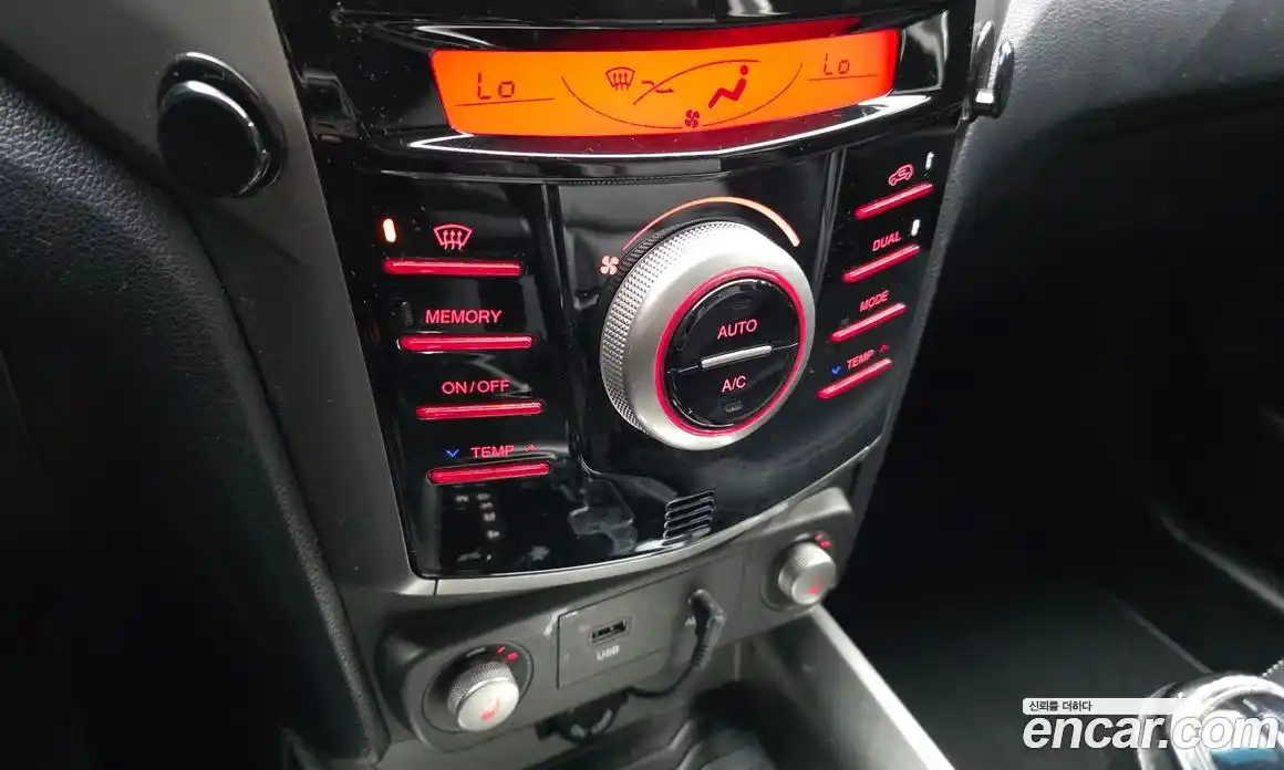 SsangYong TIBOLI 2016 1.6 автомат (гидро), фото 17