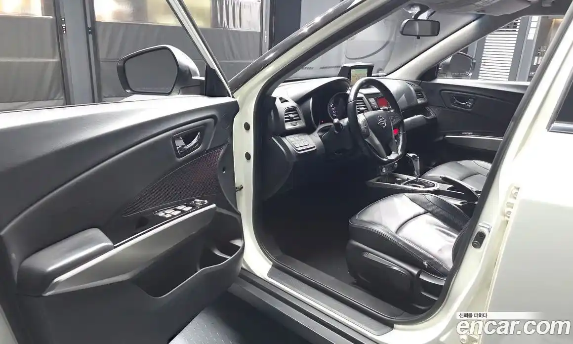 SsangYong TIBOLI 2016 1.6 автомат (гидро), фото 10