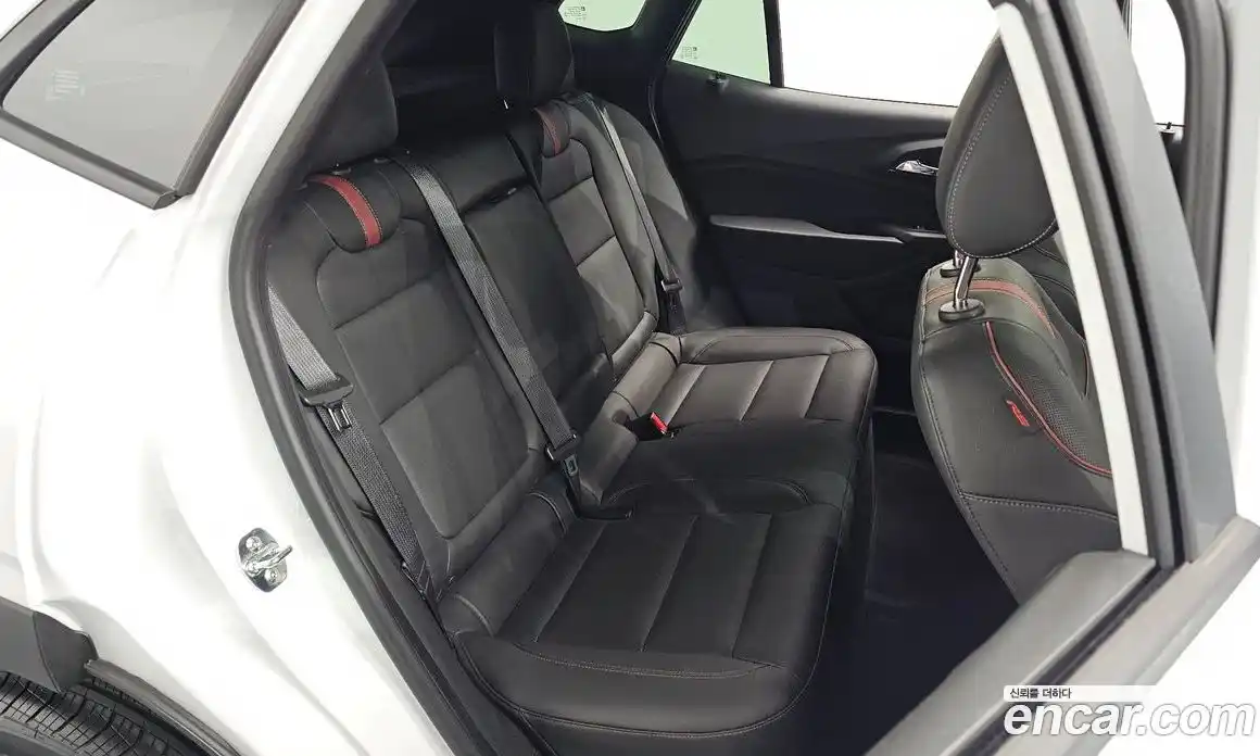 Chevrolet Trax 2024 1.2 автомат (гидро), фото 17