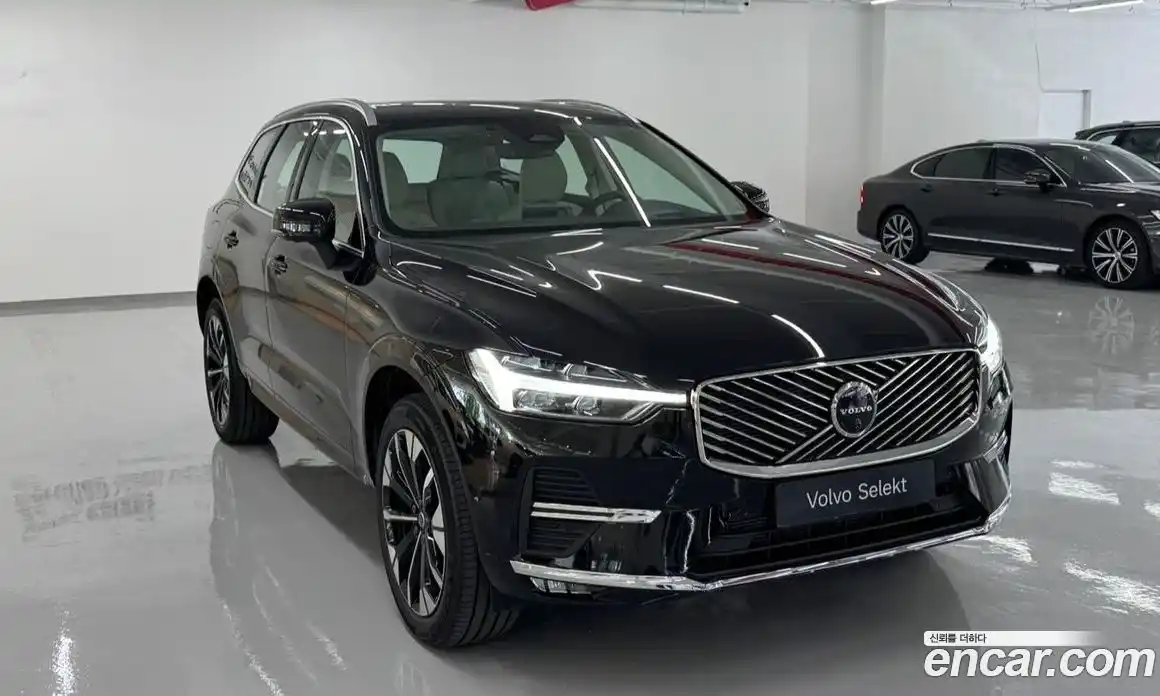 Volvo XC60 2026 2.0 автомат (гидро), фото 17