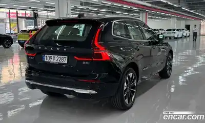 Volvo XC60 2026 2.0 автомат (гидро), миниатюра 2