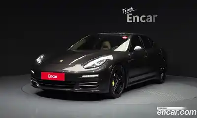 Porsche Panamera, 2016, 110 303 км