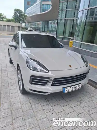 Porsche Cayenne 2020 3.0 автомат (гидро), миниатюра 3
