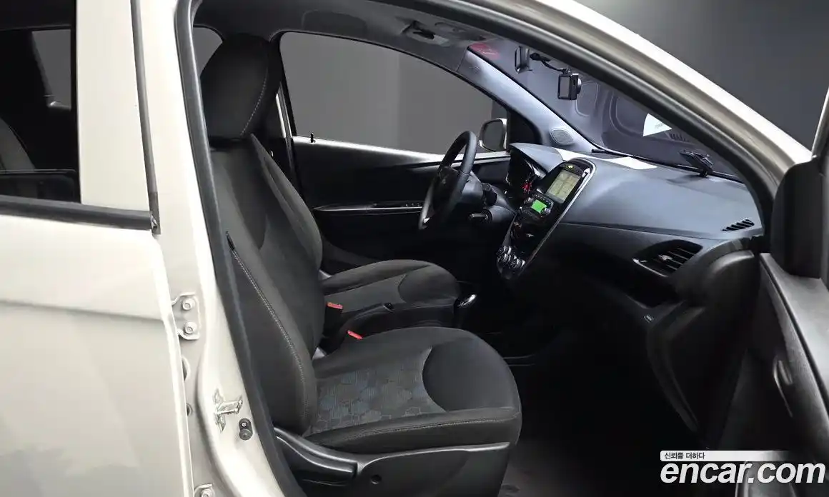 Chevrolet Spark 2017 1.0 автомат (гидро), фото 16