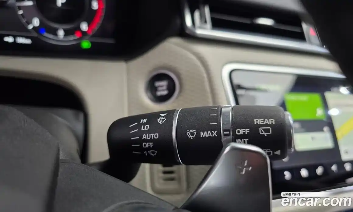 Land Rover Range Rover Velar 2018 2.0 автомат (гидро), фото 27