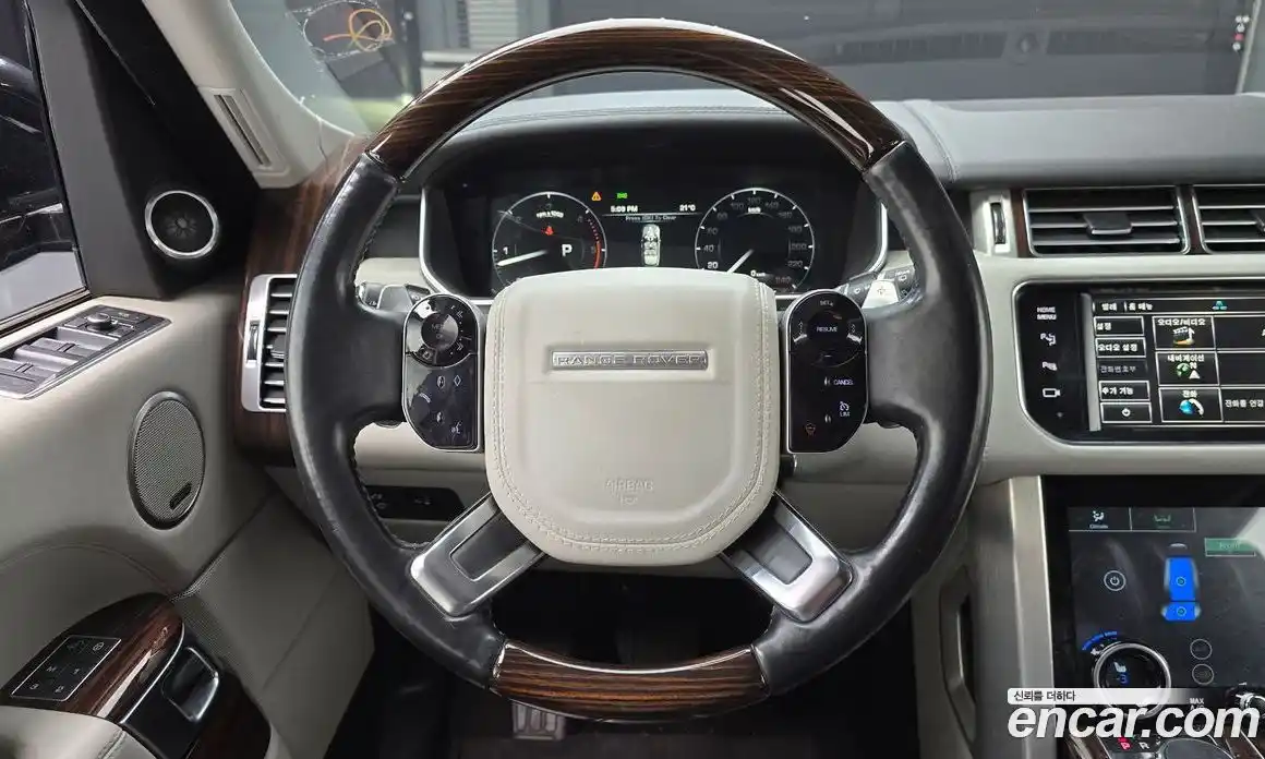 Land Rover Range Rover 2014 4.4 автомат (гидро), фото 13