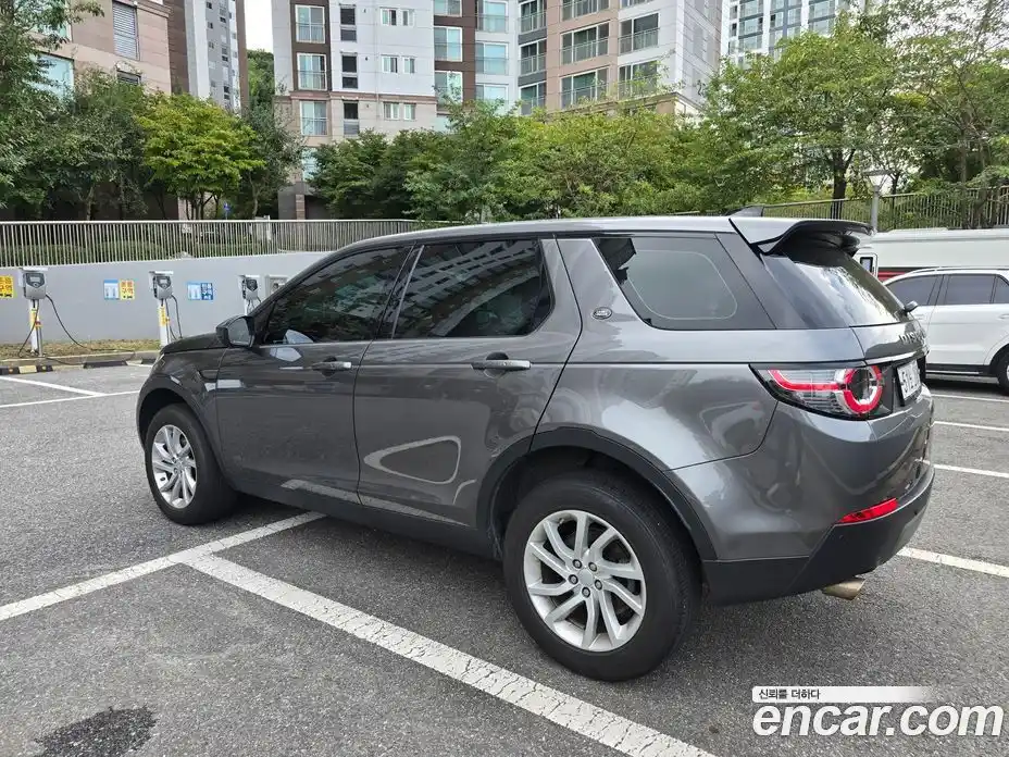 Land Rover Discovery Sport 2017 2.0 автомат (гидро), фото 5