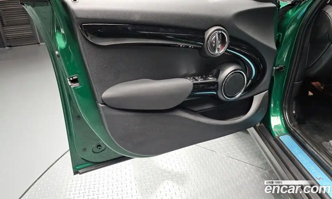Mini Cooper 2020 2.0 автомат (гидро), фото 14