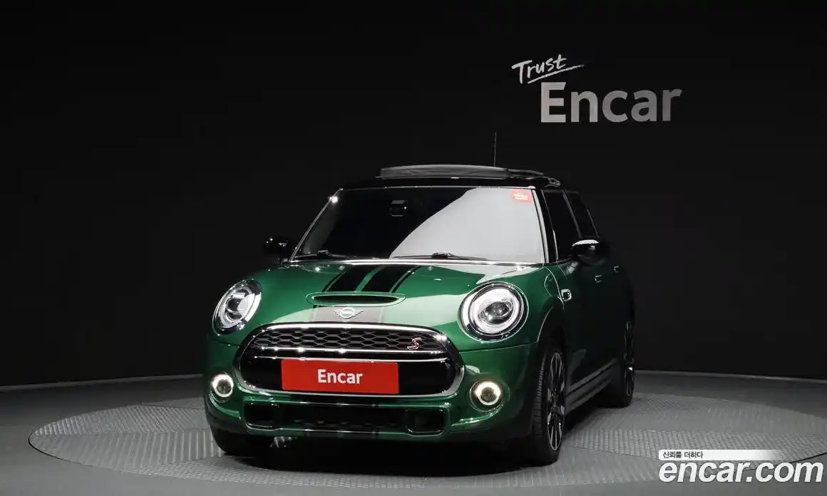 Mini Cooper 2020 2.0 автомат (гидро), фото 3