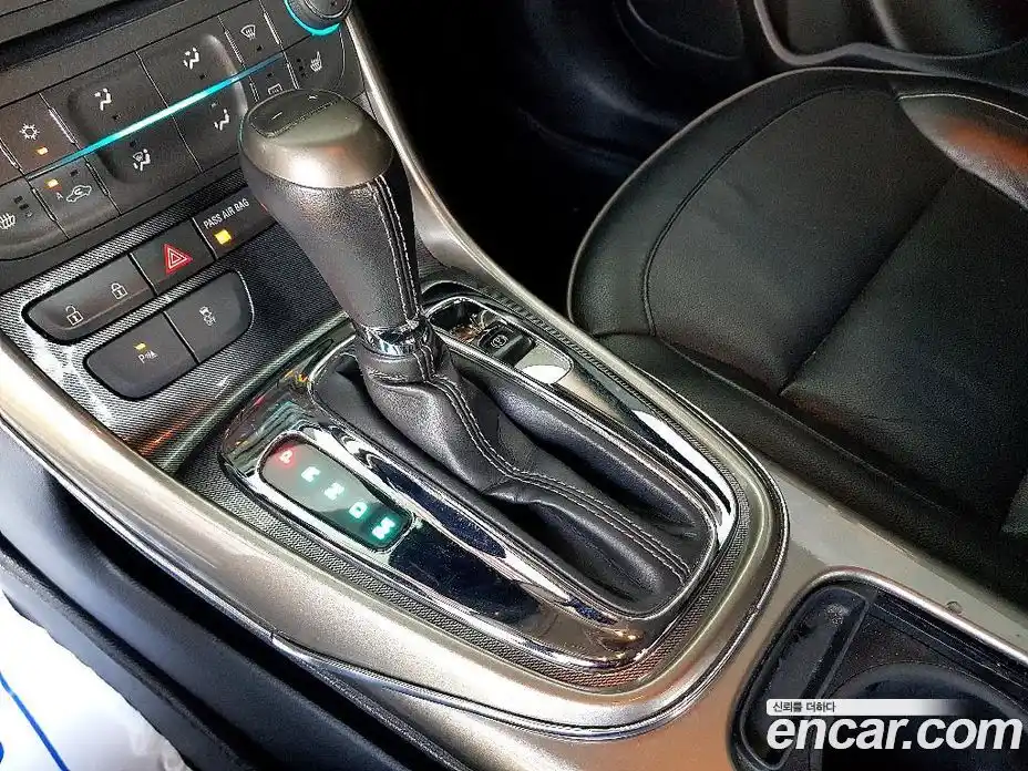 Chevrolet Malibu 2011 2.0 автомат (гидро), фото 12