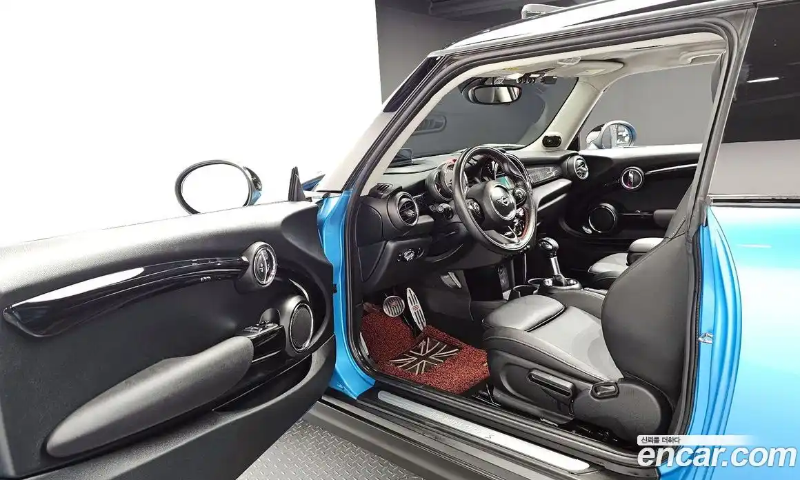 Mini Cooper 2018 2.0 автомат (гидро), фото 13