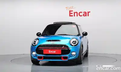 Mini Cooper 2018 2.0 автомат (гидро), миниатюра 3