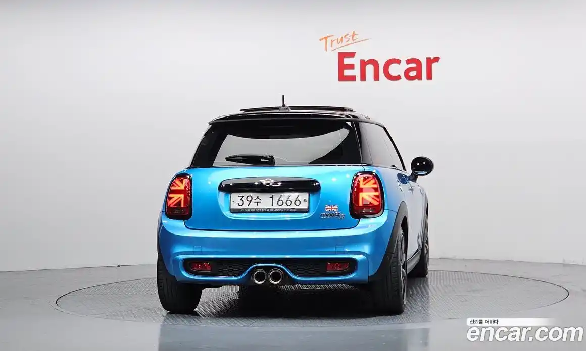 Mini Cooper 2018 2.0 автомат (гидро), фото 4