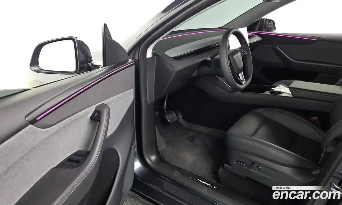 Tesla Model Y 2025 0.2 автомат (гидро), фото 13 Tesla Model Y 2025 0.2 автомат (гидро), фото 13