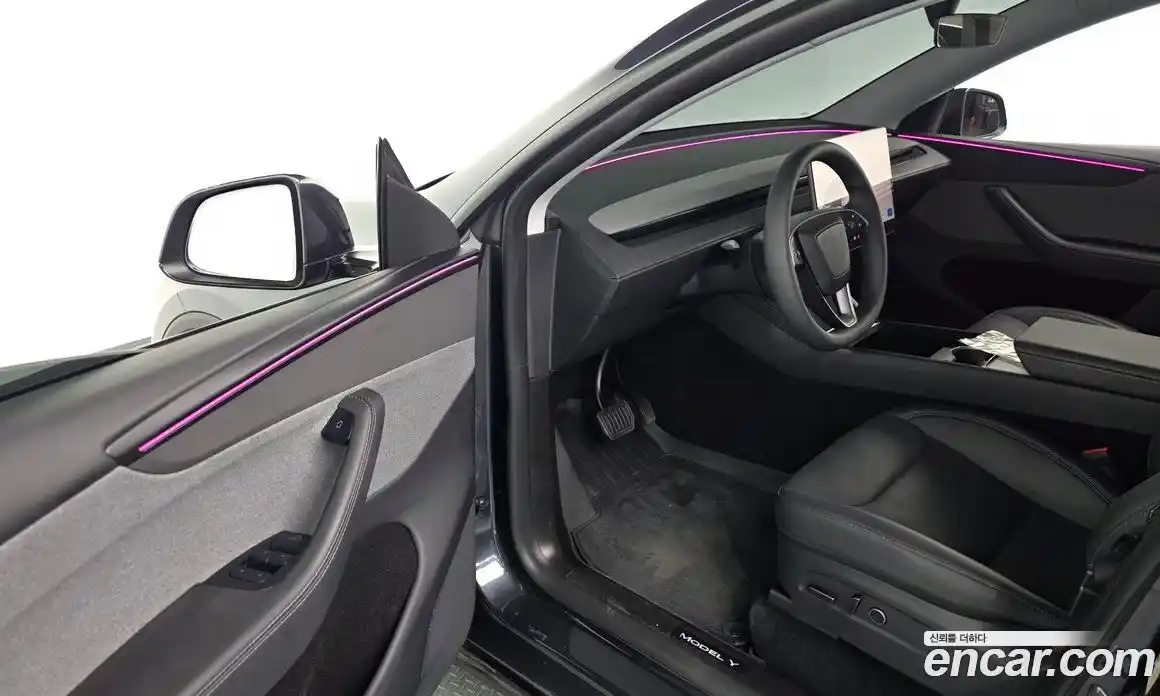 Tesla Model Y 2025 0.2 автомат (гидро), фото 18 Tesla Model Y 2025 0.2 автомат (гидро), фото 18