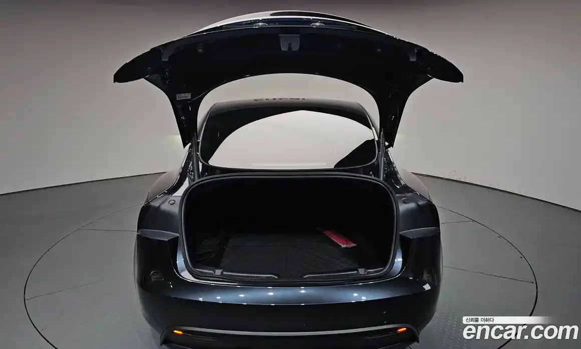 Tesla Model 3 2024 0.2 автомат (гидро), фото 25 Tesla Model 3 2024 0.2 автомат (гидро), фото 25