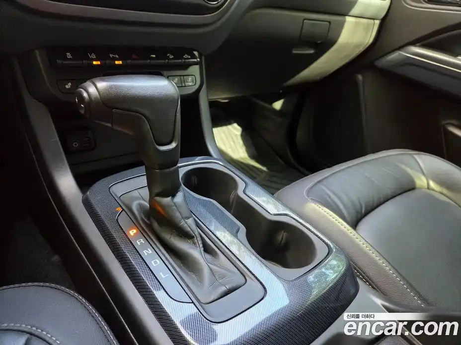 Chevrolet Colorado 2020 3.6 автомат (гидро), фото 9