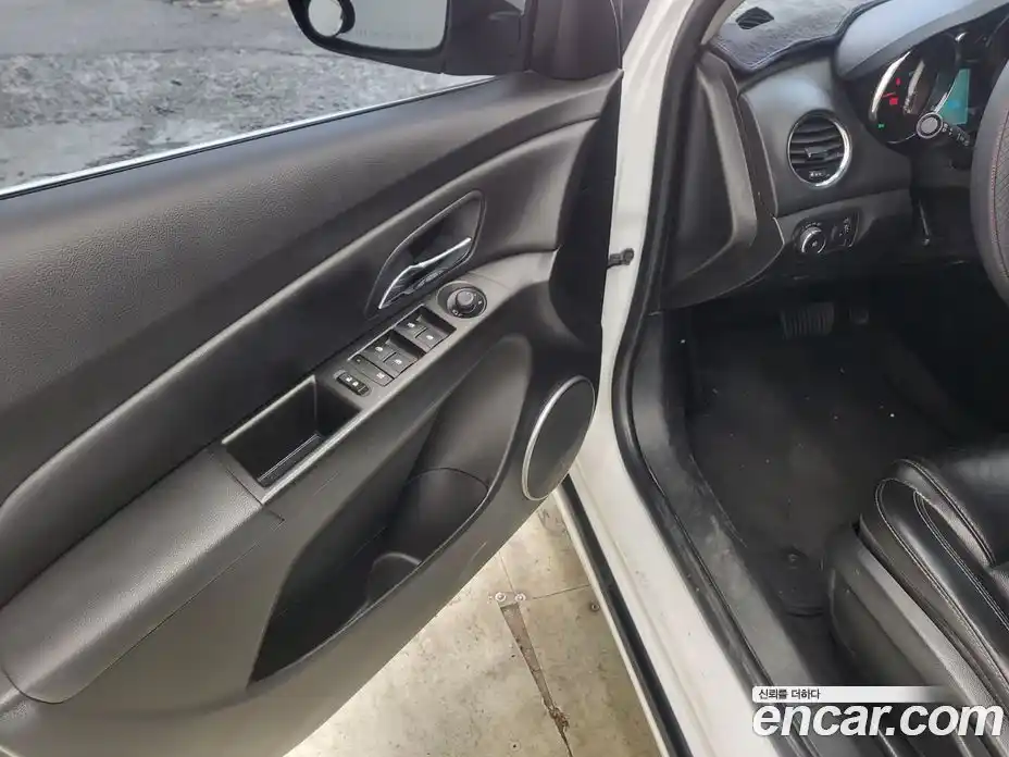 Chevrolet Cruze 2015 1.4 автомат (гидро), фото 14