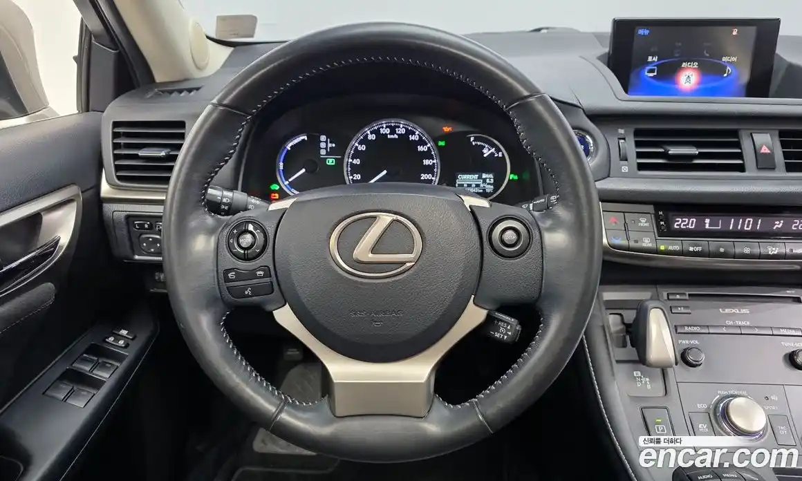 Lexus CT200h 2017 1.8 автомат (гидро), фото 19