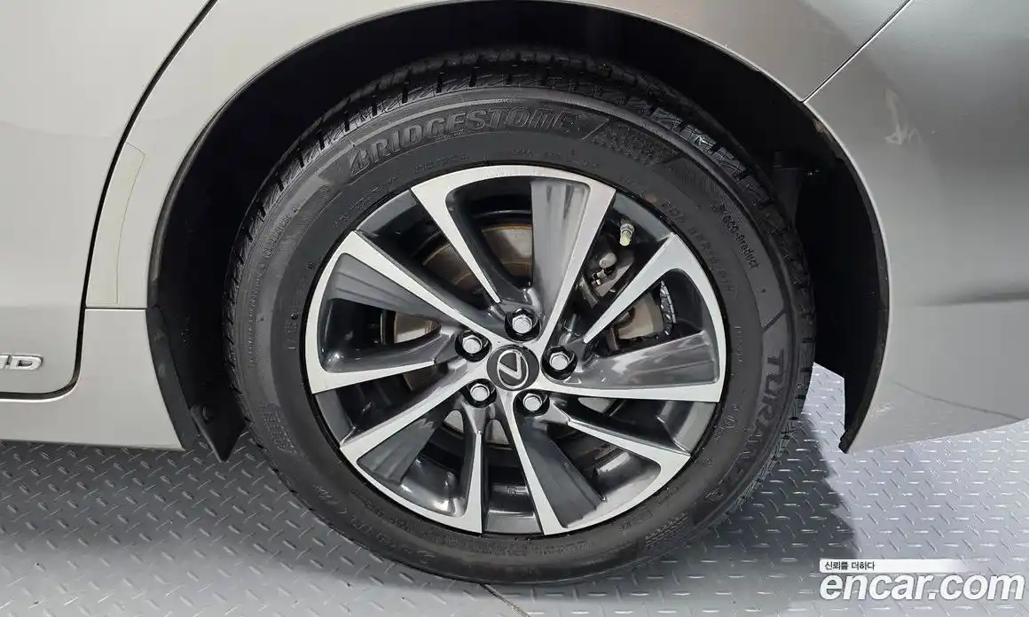Lexus CT200h 2017 1.8 автомат (гидро), фото 7