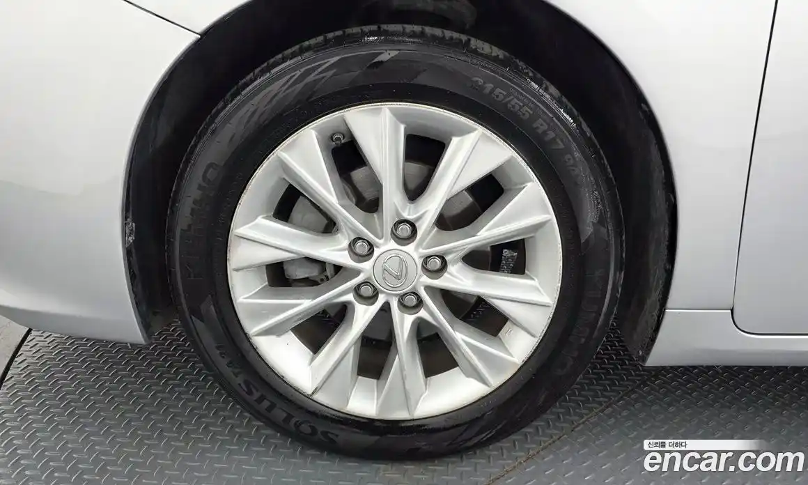 Lexus ES 2012 2.5 автомат (гидро), фото 5 Lexus ES 2012 2.5 автомат (гидро), фото 5