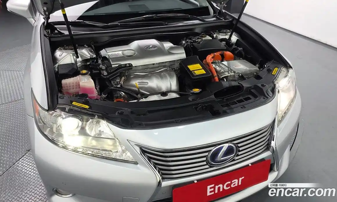 Lexus ES 2012 2.5 автомат (гидро), фото 6 Lexus ES 2012 2.5 автомат (гидро), фото 6