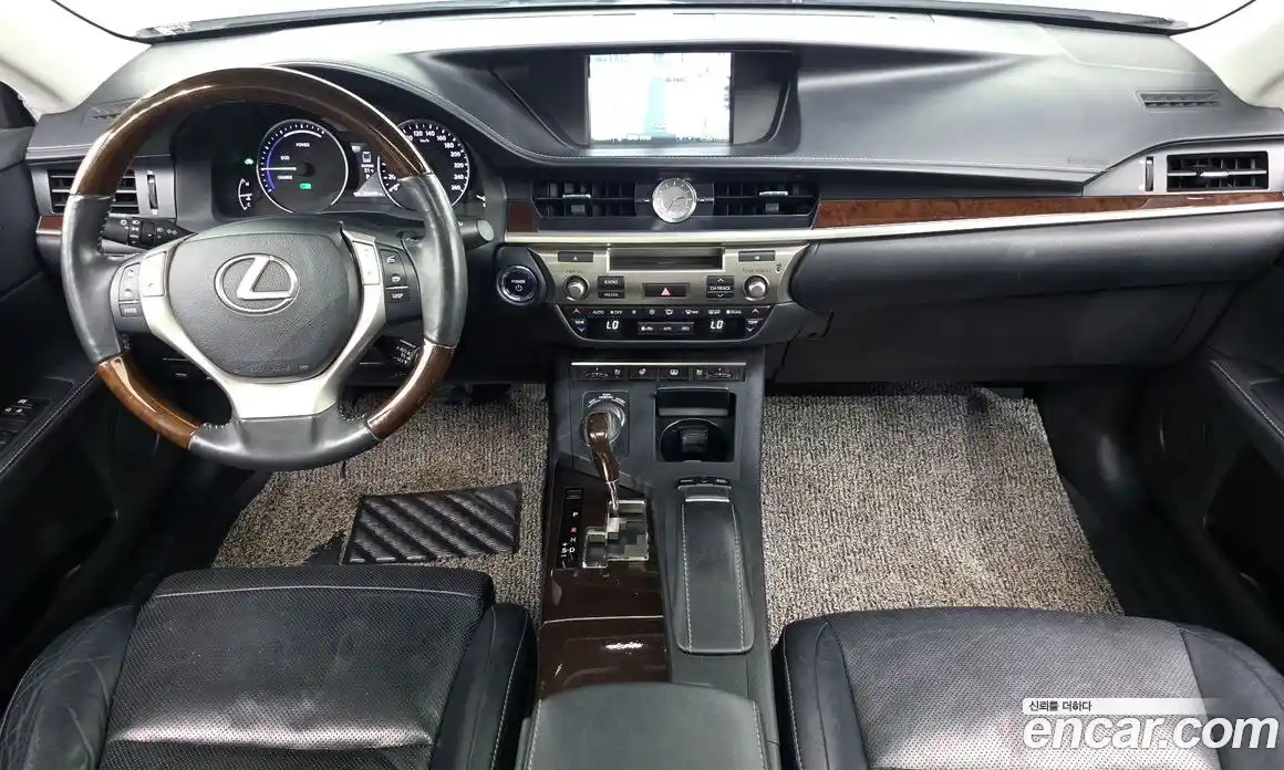 Lexus ES 2012 2.5 автомат (гидро), фото 7 Lexus ES 2012 2.5 автомат (гидро), фото 7