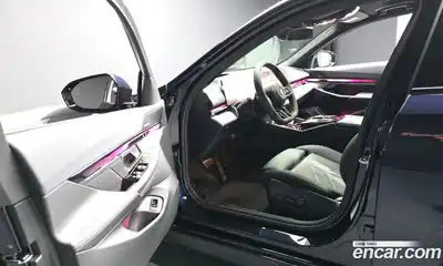 BMW 5 серия 2025 2.0 автомат (гидро), миниатюра 10
