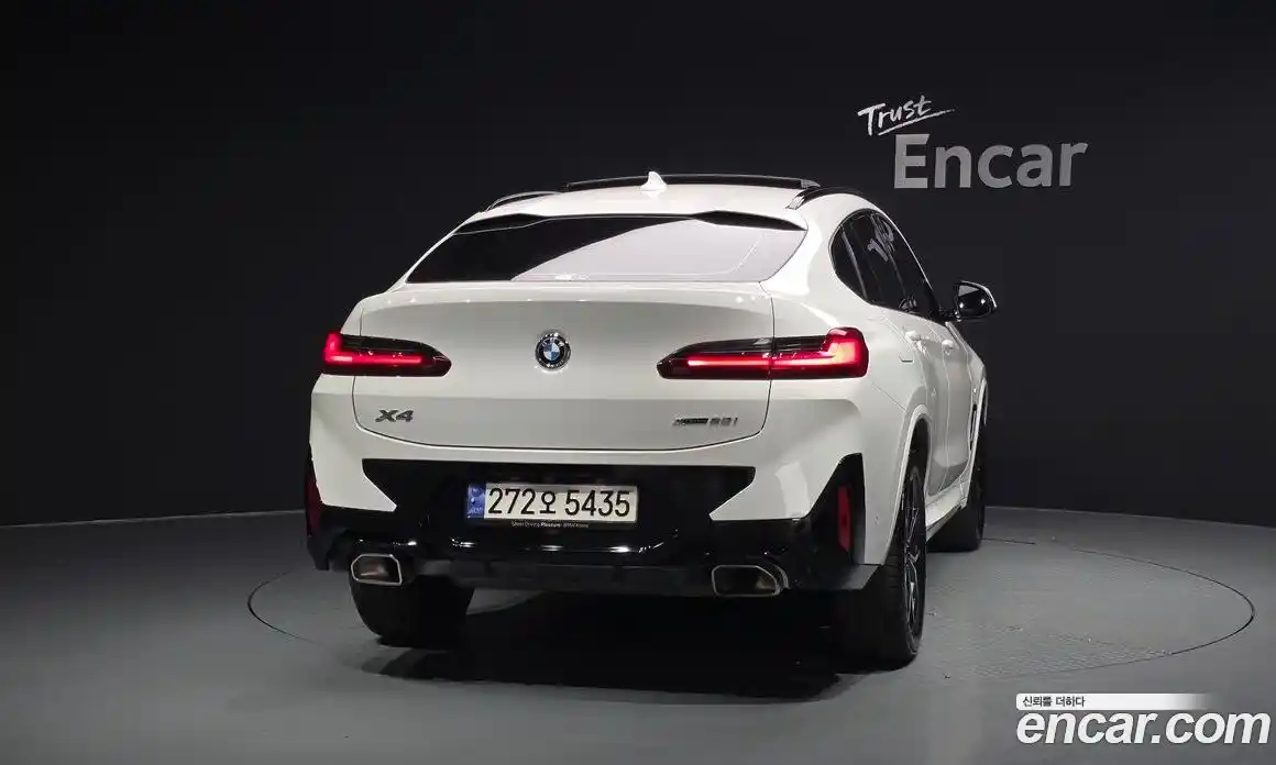 BMW X4 2023 2.0 автомат (гидро), фото 4